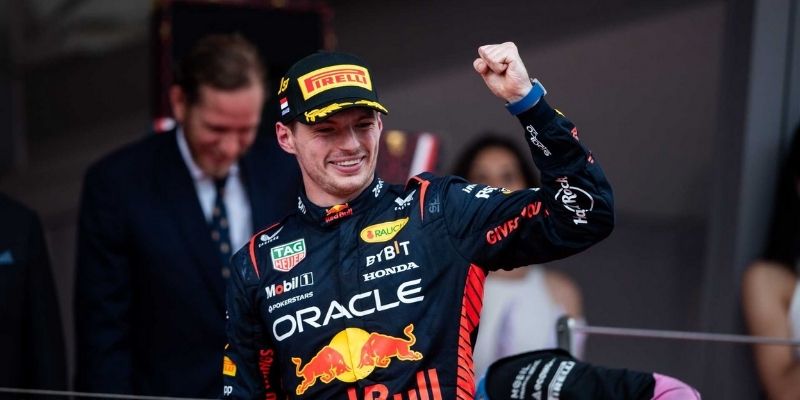Tin Hình Ảnh Thể Thao – Khoảnh Khắc, Cảm Xúc Và Câu Chuyện Sau Ống Kính 6 Max Verstappen chiến thắng Monaco GP 2025 – Niềm vui quen thuộc trên bục podium