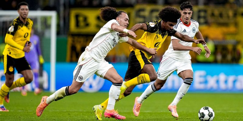 Soi kèo Frankfurt vs Dortmund, 02h30 ngày 10/01 - Bundesliga 1 Frankfurt vs Dortmund đang có phong độ không thực sự tốt lúc này